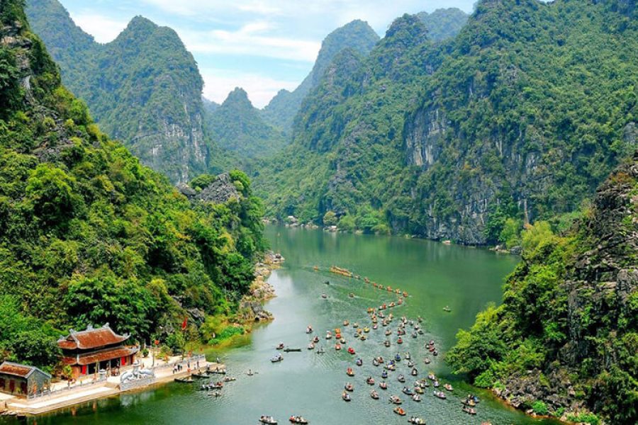 Bai Dinh Pagoda – Trang An Eco-Tourism