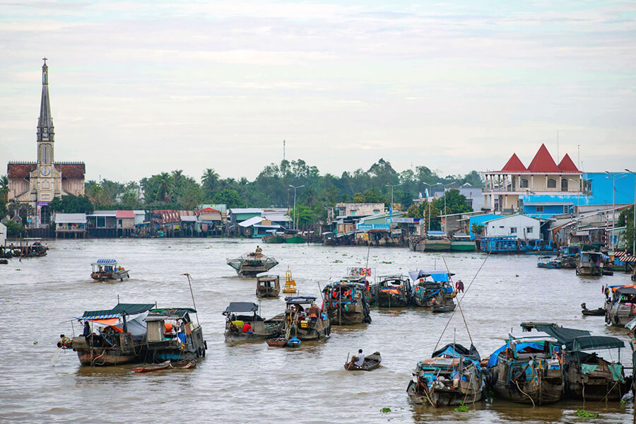 Cai Be Floating Market