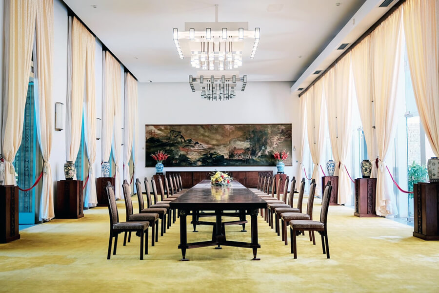 banquet room in Independence Palace