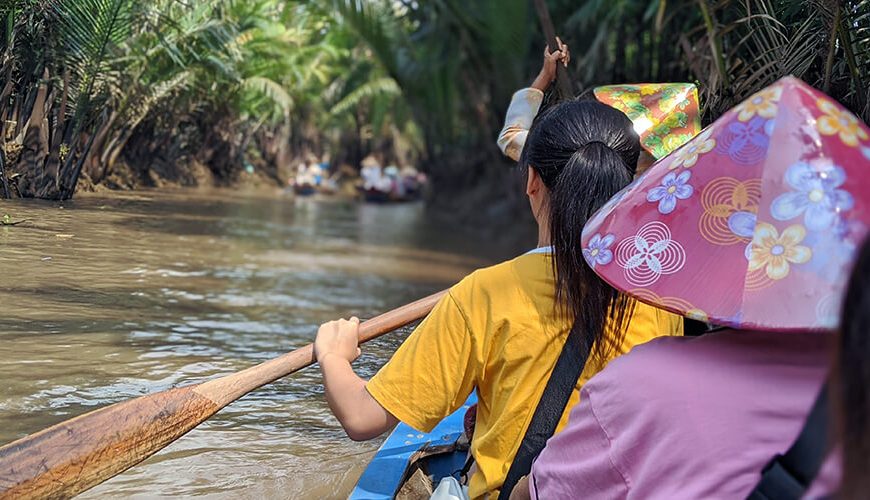 Cai Be floating market