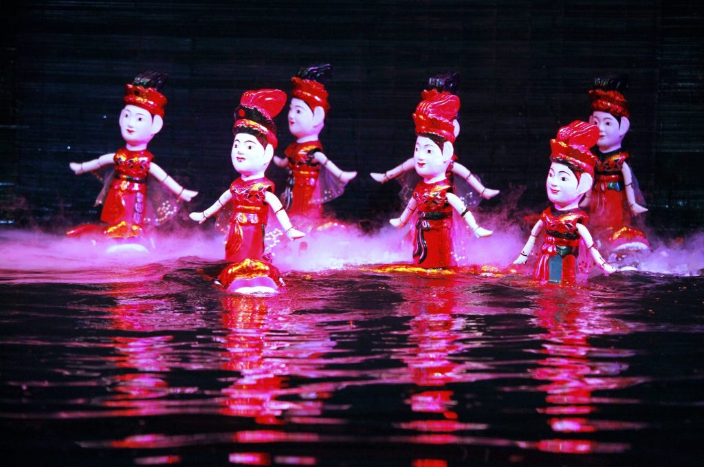 Water puppet show
