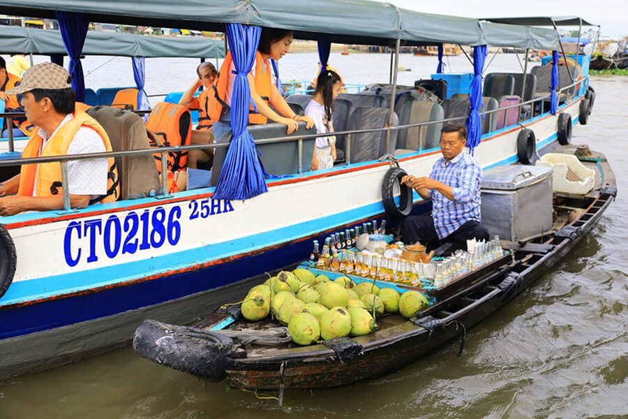 Cai Rang Floating Market