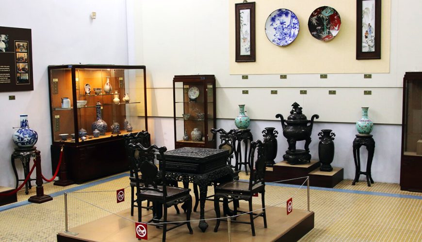 Duong Ha Collection