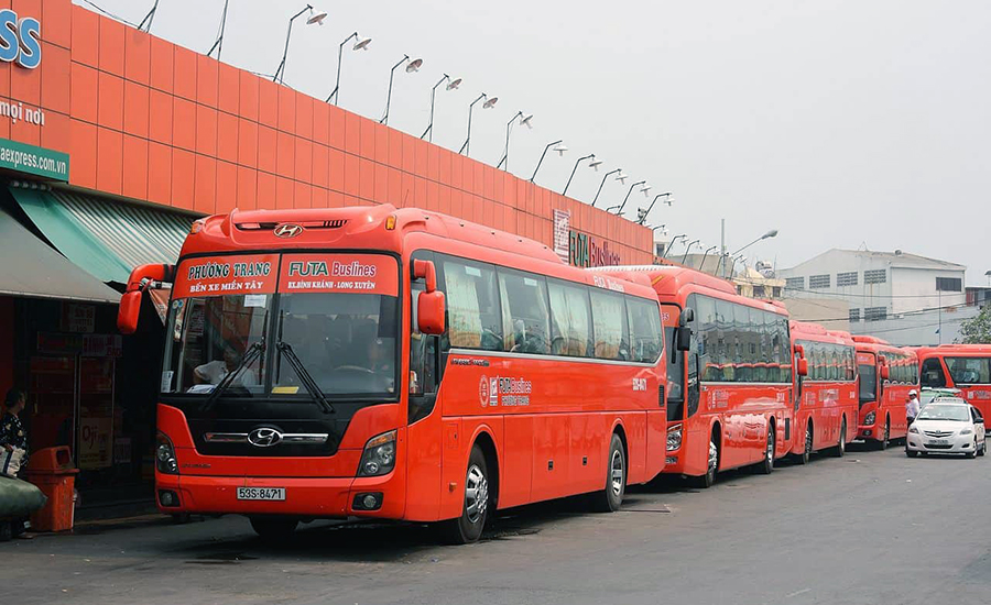 bus to Can Tho