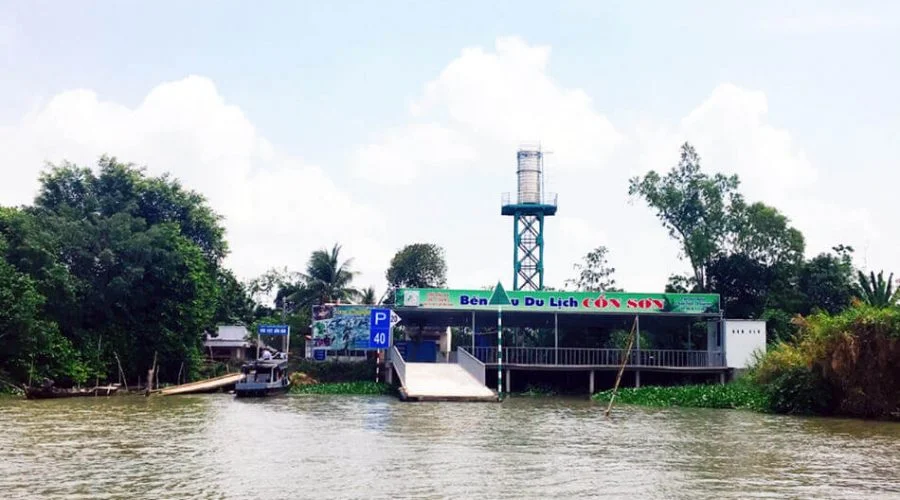 Son islet in Can Tho