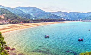 Dai Lanh beach