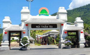 Than Tai Mountain Hot Spring Park