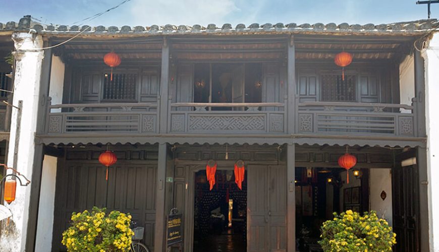 Phung Hung ancient house