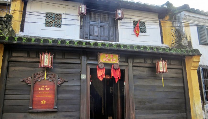 Tan Ky ancient house