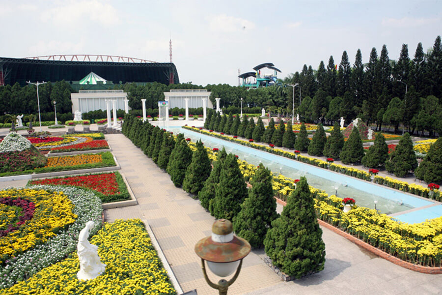 Rome Square in Dam Sen