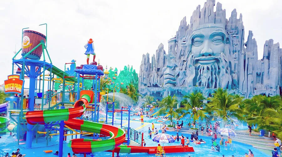 Suoi Tien Theme Park