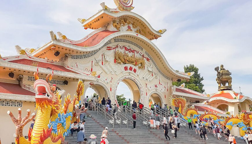 Suoi Tien Theme Park