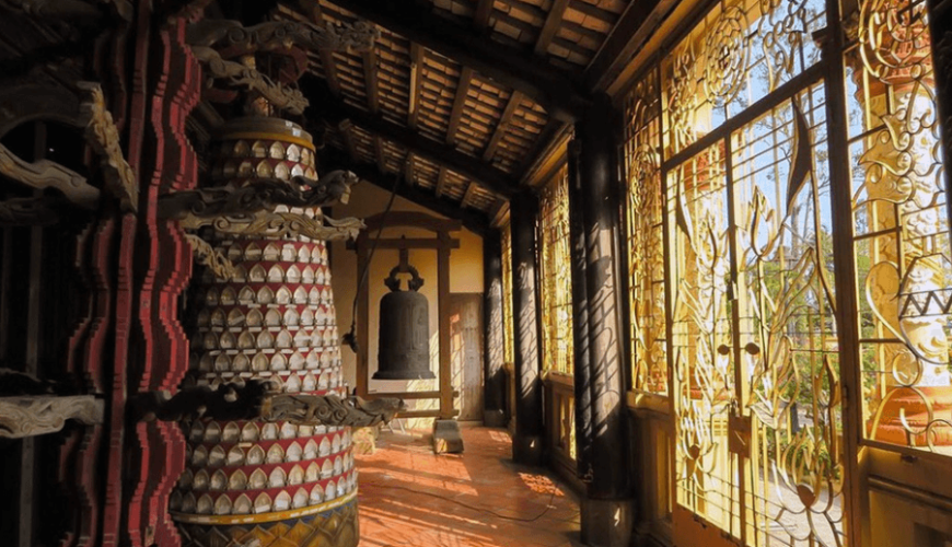 bronze bell in Vinh Trang Pagoda