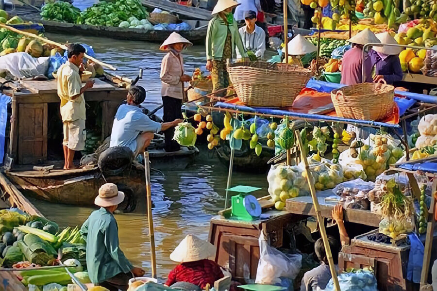 Tra on floating market