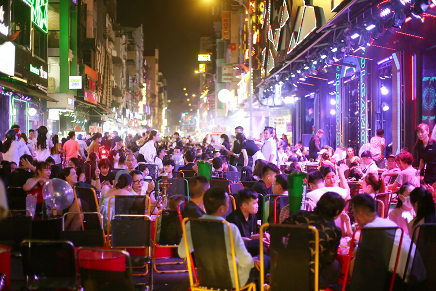 bars and pubs in Bui Vien