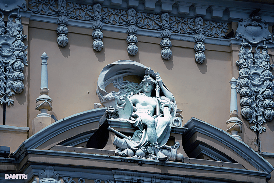 People Committee Building