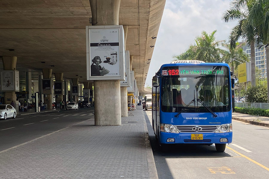 bus to city centre from Tan Son Nhat airport