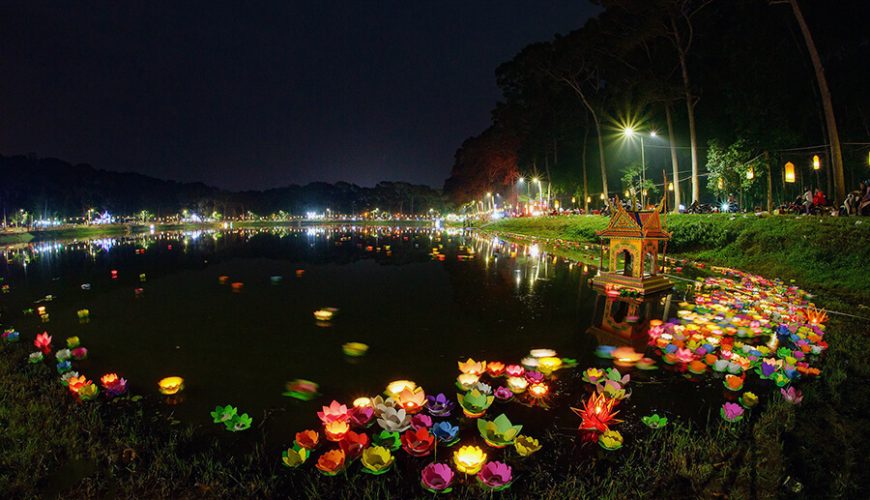 Ba Om pond at night time