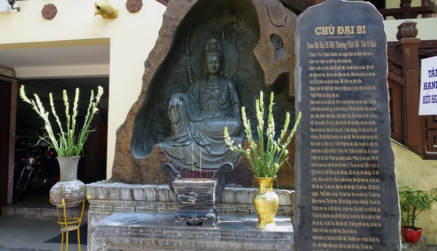 Phat Hoc pagoda