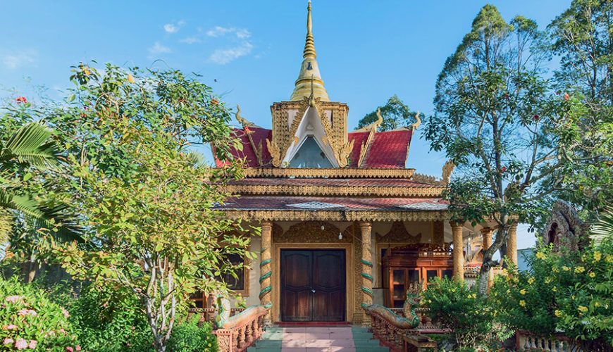 Pothisomron Pagoda