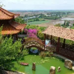 Hang Pagoda in Sam Mount