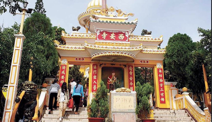 Tay An Pagoda