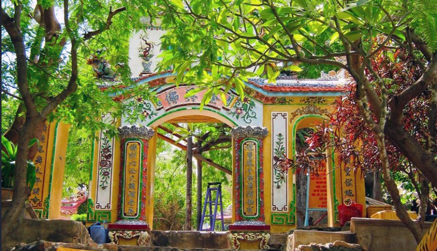 Co Thach Pagoda