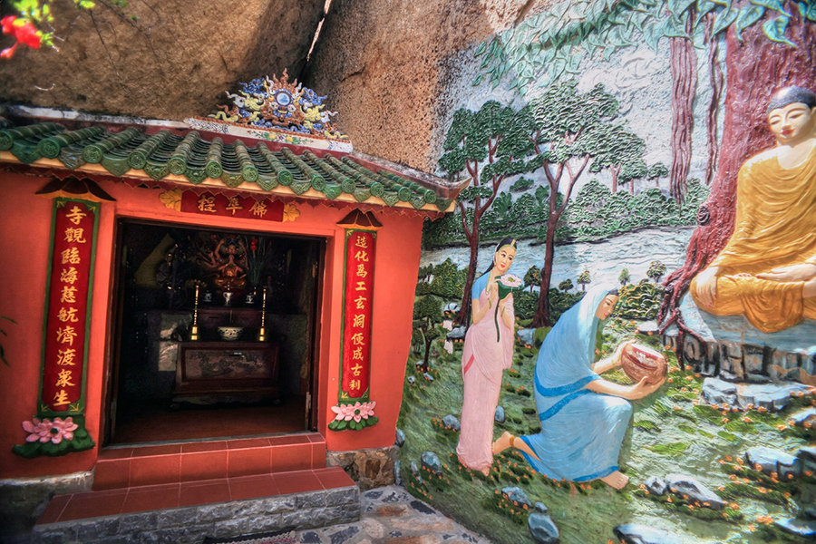 Co Thach Pagoda