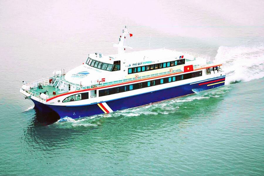 Phu Quy express boat
