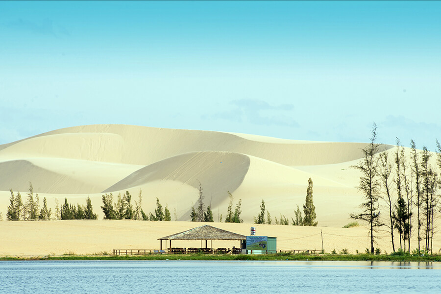Bau Trang sand dunes