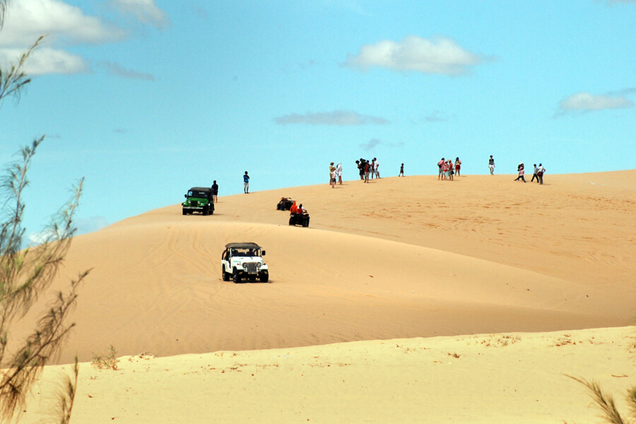best time to explore Mui Ne Sand Dunes
