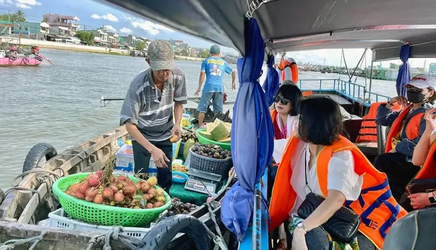 cai rang floating market