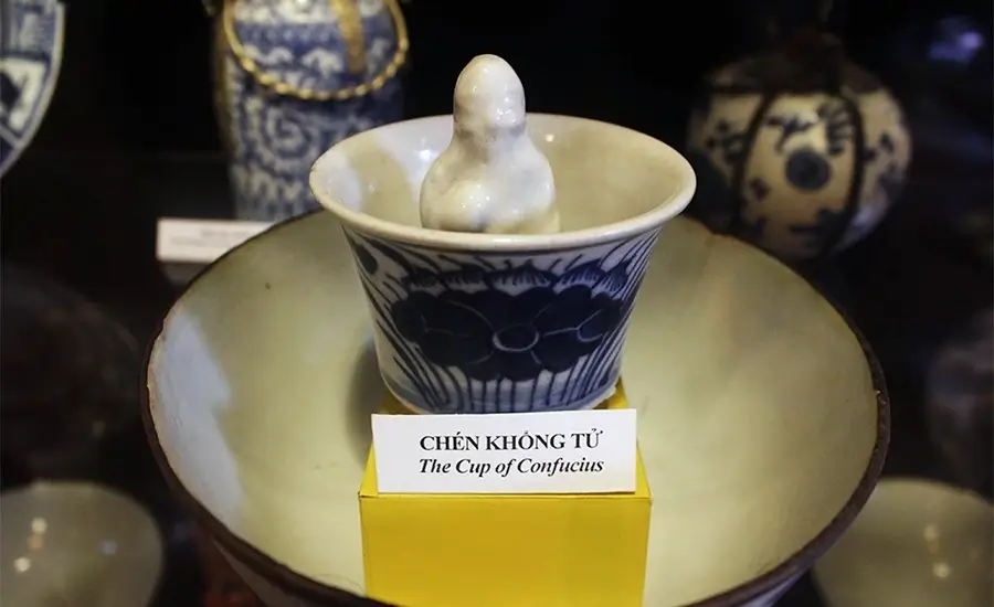 Tan Ky Ancient house