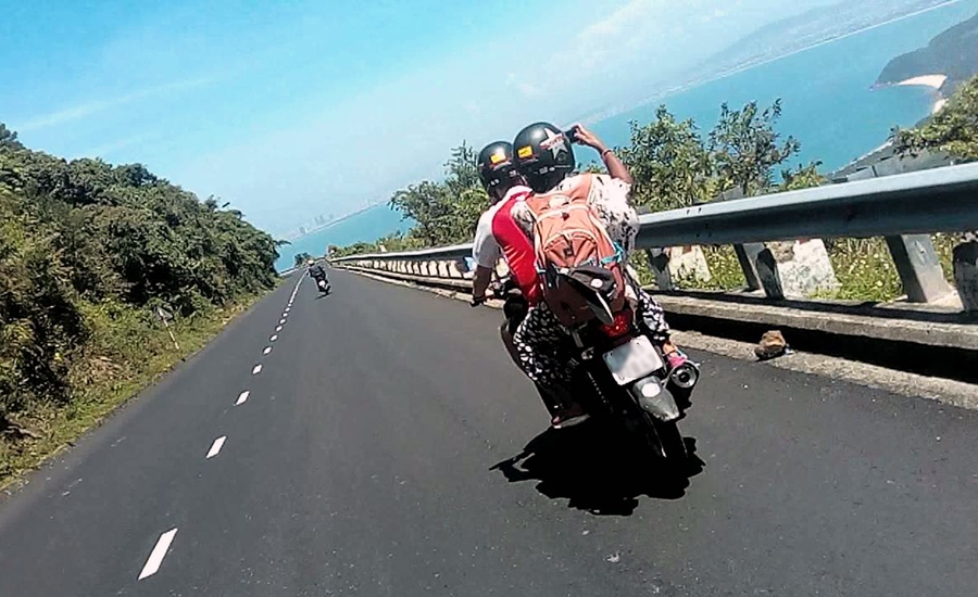 conquer Hai Van Pass