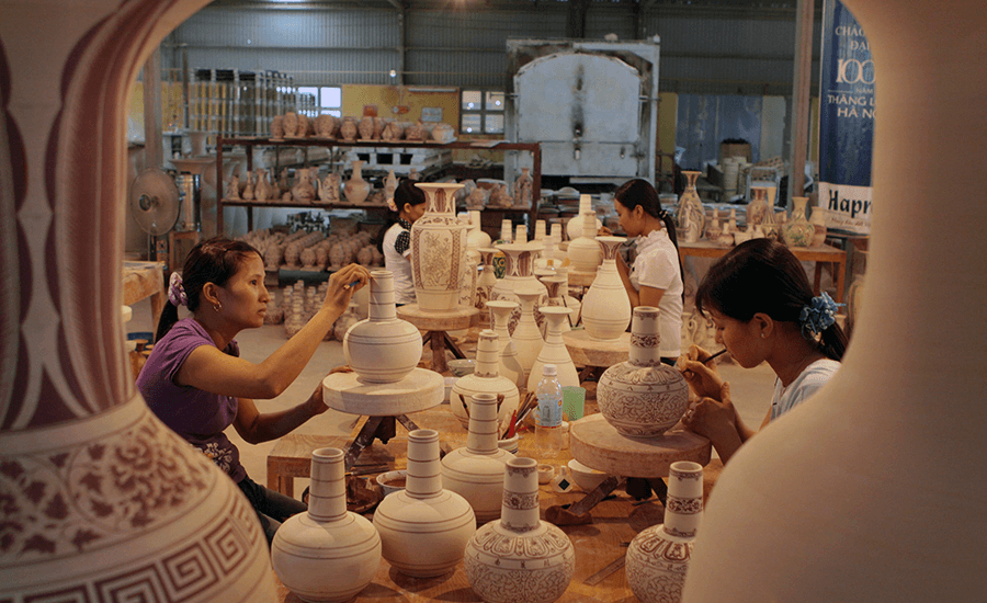 Non Nuoc Marble carving village
