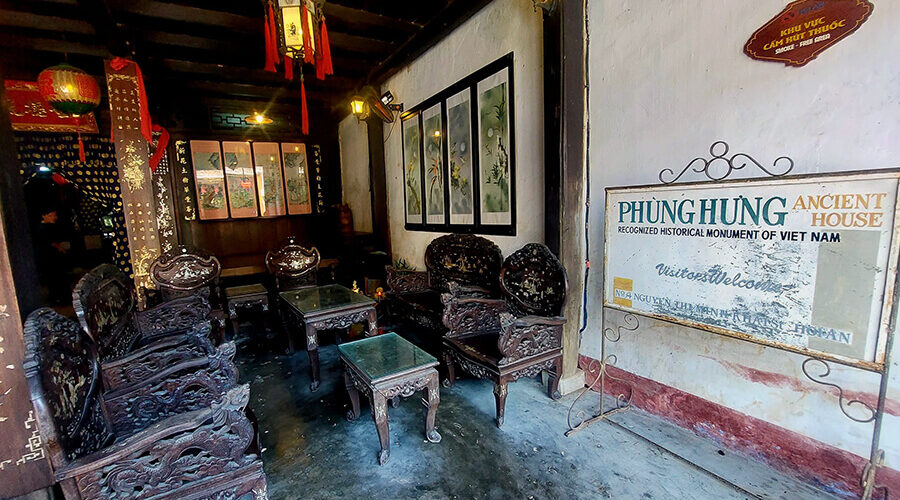 Phung Hung ancient house