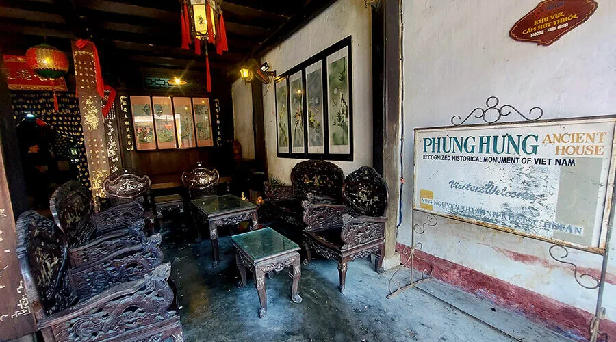 Phung Hung ancient house