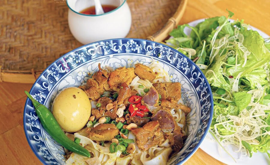 Quang noodle in Da nang
