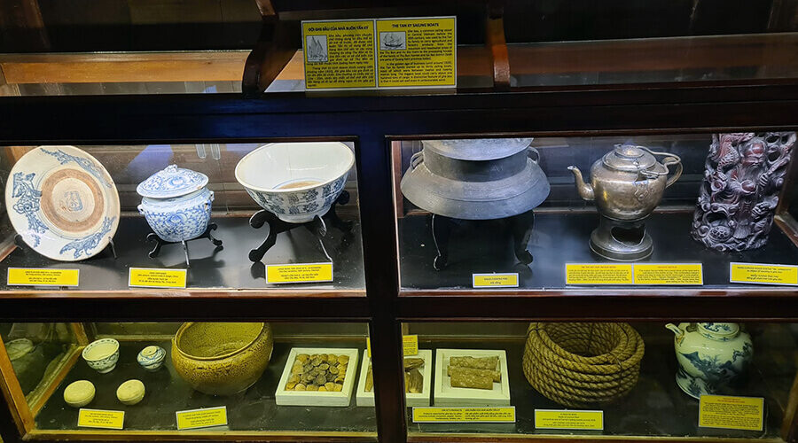 Tan Ky Ancient house