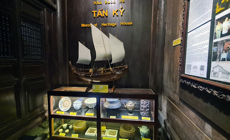 Tan Ky Ancient house