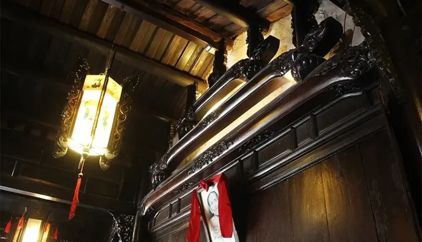 Tan Ky Ancient House