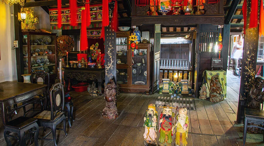 Phung Hung ancient house