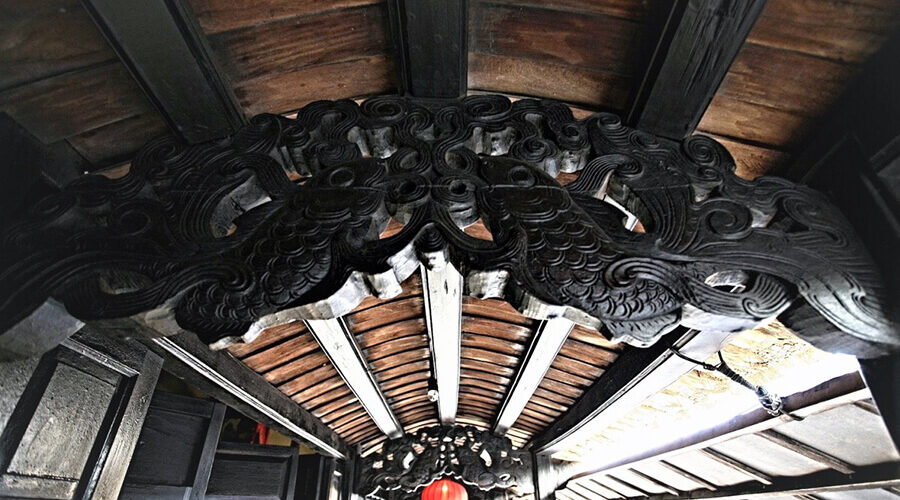 Phung Hung ancient house