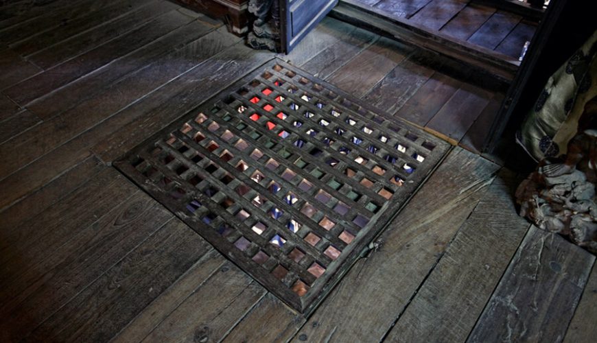 Phung Hung ancient house