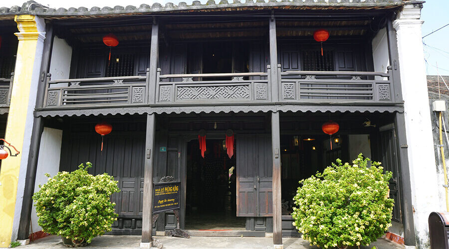Phung Hung ancient house