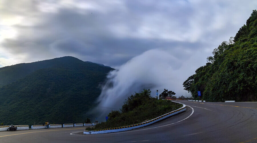hunt cloud in Hai Van