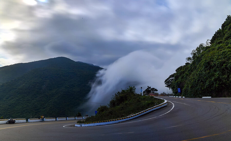 hunt cloud in Hai Van