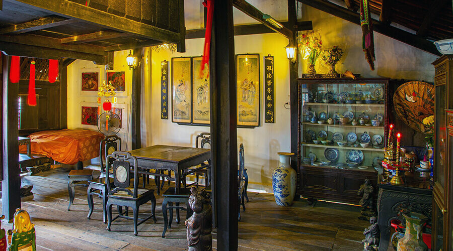 Phung Hung ancient house