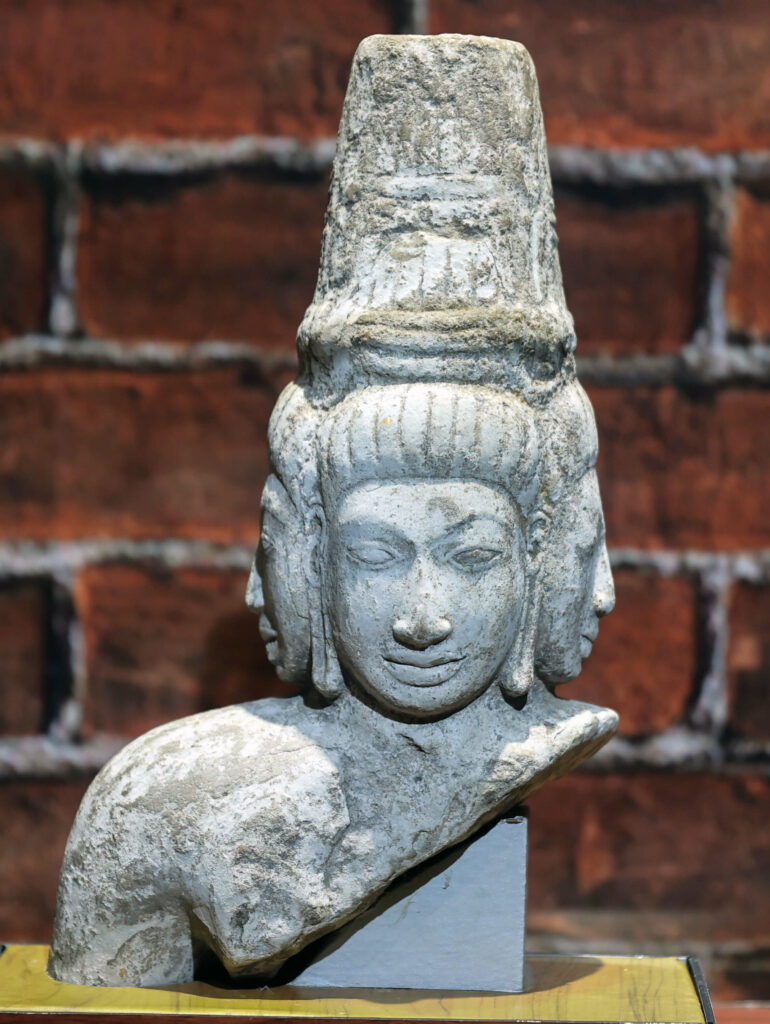 statue of Brahma Giong Xoai