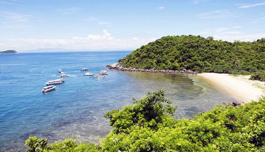 Cham islet in Da Nang